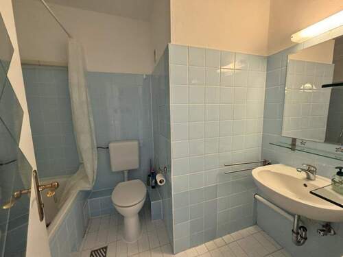 Badezimmer mt Badewanne - 