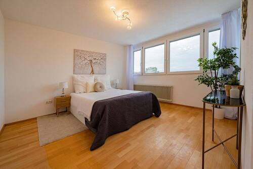 großes Schlafzimmer - 