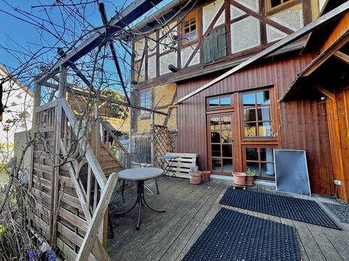 Terrasse vor Gebäude 2 - Mehrfamilienhaus, Wohnhaus mit 356,00 m&sup2; in Edermünde zum Kaufen