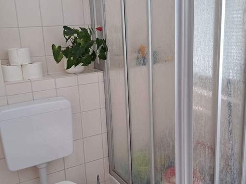 Duschbad mit WC - 