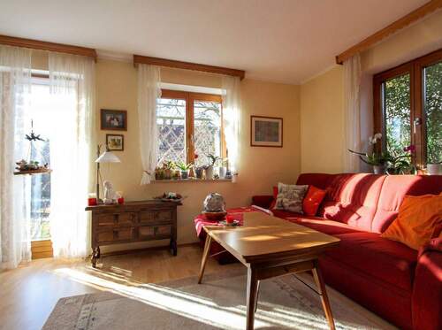 Wohnzimmer - Einfamilienhaus mit 107,00 m&sup2; in Seefeld zum Kaufen