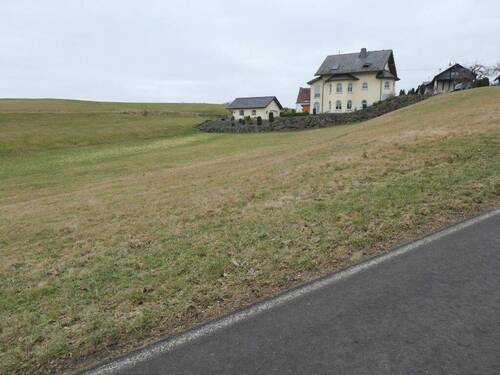 Bergblick - Grundstück in Retterath