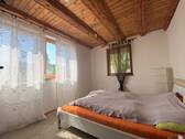 OG: 4 Zimmerwohnung Schlafzimmer - 