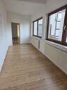 Flur - 5 Zimmer Etagenwohnung zur Miete in Eisenach