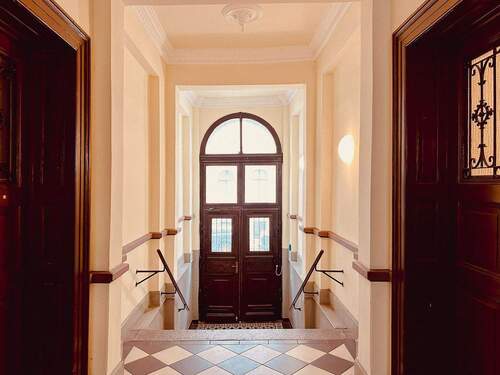 Hauseingang - 2 Zimmer Etagenwohnung in Leipzig