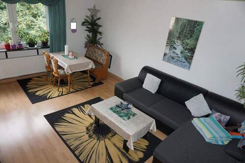 Wohnzimmer Bild 2 - 3 Zimmer Etagenwohnung zum Kaufen in Plochingen