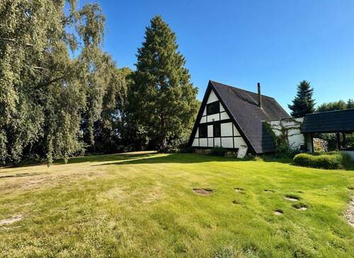 Außenansicht - Individuelles Paradies auf dem alten Deich - teilsaniert, mit Südterrasse und großem Garten