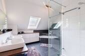 Badezimmer - Doppelhaushälfte mit 136,80 m&sup2; in Oberstenfeld zum Kaufen