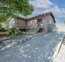 Ein Zuhause für Mensch und Pferd - freistehendes Anwesen mit 4 Pferdeboxen in Selfkant-Wehr! - Selfkant / Wehr