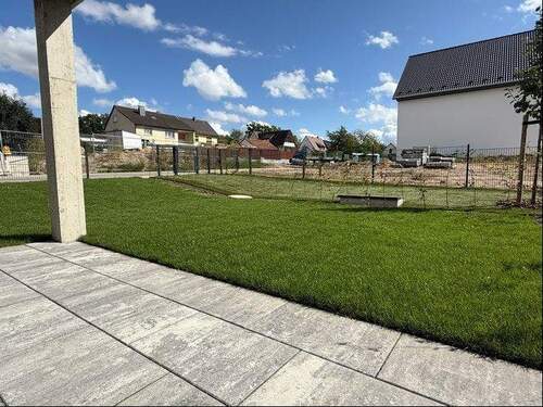 Blick von Terrasse in Südausrichtung - Wohnung 4B - 