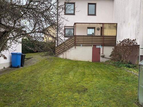 Außenansicht/Garten - 4 Zimmer Doppelhaushälfte in Neumarkt in der Oberpfalz