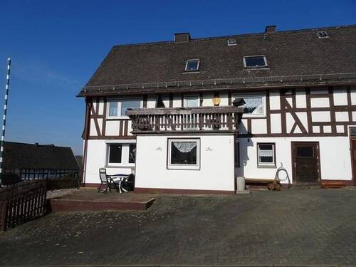 Außenaufnahme - 7 Zimmer Einfamilienhaus in Bad Laasphe - Hesselbach
