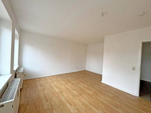 Wohnung 2 - leer stehend - Mehrfamilienhaus, Wohnhaus in Goldberg