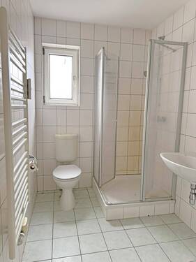 Wohnung 2 - leer stehend - Mehrfamilienhaus, Wohnhaus in Goldberg zum Kaufen