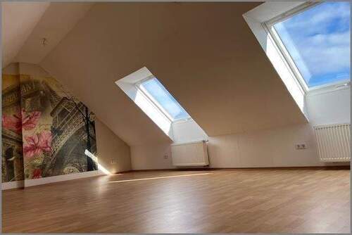 mit Dachstudio - Etagenwohnung mit 80,00 m² in Renchen zur Miete