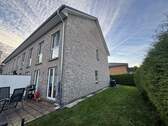 Außenansicht - Modern & energetisch top, absolut gepflegt und hochwertig: Endreihenhaus in ruhiger Lage