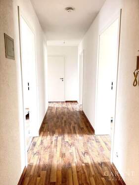 Flur - 3 Zimmer Etagenwohnung zur Miete in Waiblingen