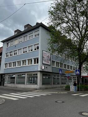 Straßen-Ansicht - Provisionsfrei-direkt vom Eigentümer: Große Lagerräume in Heilbronn, neben dem Rathaus!