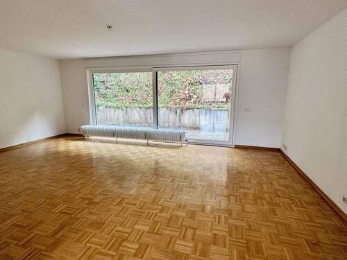 Wohnzimmer - 6 Zimmer Reihenendhaus zur Miete in Heidelberg