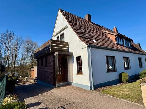 Vorderhaus - 5 Zimmer Mehrfamilienhaus, Wohnhaus zum Kaufen in Eutin