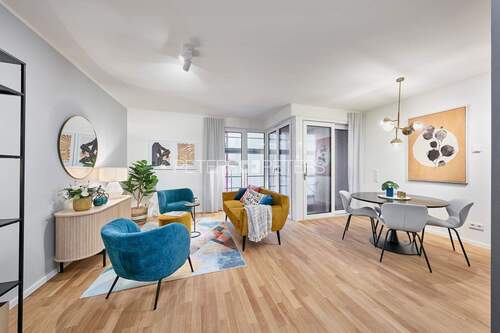 Wohn-/ Essbereich - 2 Zimmer Etagenwohnung in Hamburg