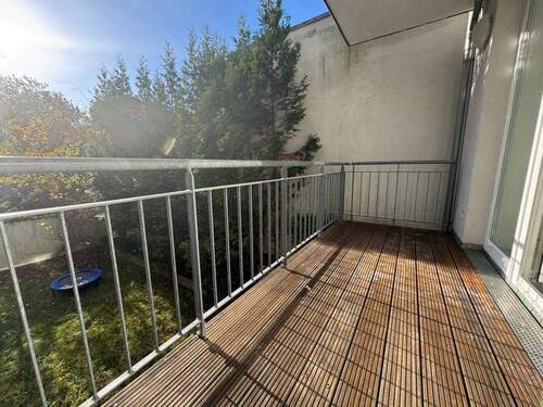 Balkon mit Blick Innenhof - Etagenwohnung mit 71,00 m² in Hamburg zum Kaufen