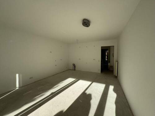 Wohnzimmer mit offener Küche Bild 2 - 