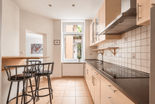 Küche - 4 Zimmer Etagenwohnung zum Kaufen in Berlin