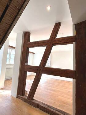 Blick ins Wohnzimmer - 