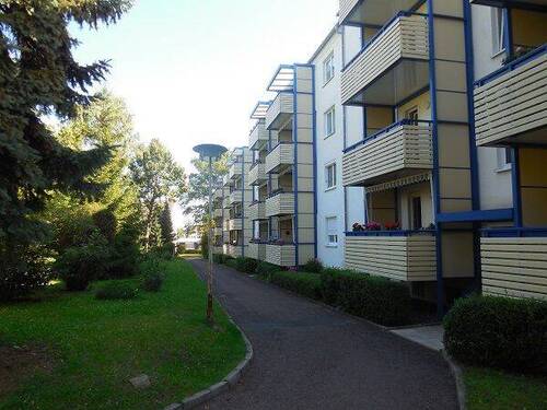 Außenansicht Mastener Straße 11-11cjpg - Gemütliche 2 Raum Wohnung im Grünen mit Balkon