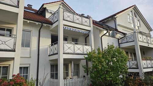 Süd-West Balkon - Etagenwohnung in Bodolz