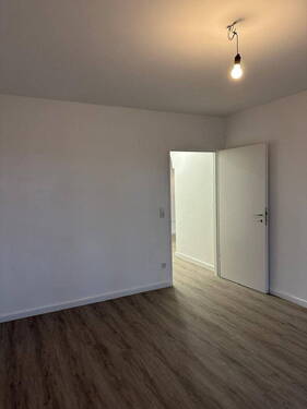 Zimmer 2 - 