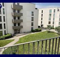 Wohnen mit Süd-West-Balkon und Blick ins Grüne: 2 Zimmer + Einbauküche + modernes Wannenbad, Aufzug - Hamburg Lurup