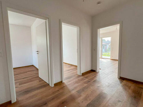 Flur - 2 Zimmer Etagenwohnung zum Kaufen in Edewecht