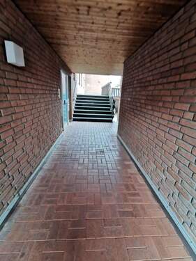 Durchgang zur Wohnung - 3 Zimmer Etagenwohnung in Höxter