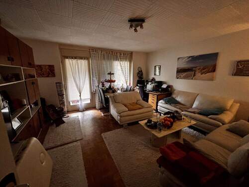 Wohnzimmer - Etagenwohnung mit 57,00 m&sup2; in Hannover zum Kaufen