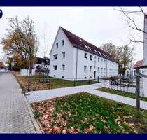 Klein aber FEIN! 2-Zimmer-Wohnung, moderne Einbauküche, Tageslichtbad mit Dusche, Keller - Wedel