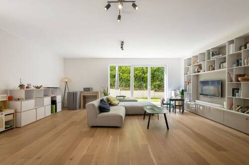 Wohnzimmer - Ihr Rückzugsort im Grünen: Moderne 4-Zimmerwohnung mit Waldzugang und Seenähe in Essen-Werden