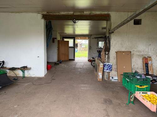 Garage - 