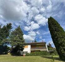 Sanierungsbedürftiges Zweifamilienhaus in Toplage Frankfurt Nieder-Erlenbach - Frankfurt am Main