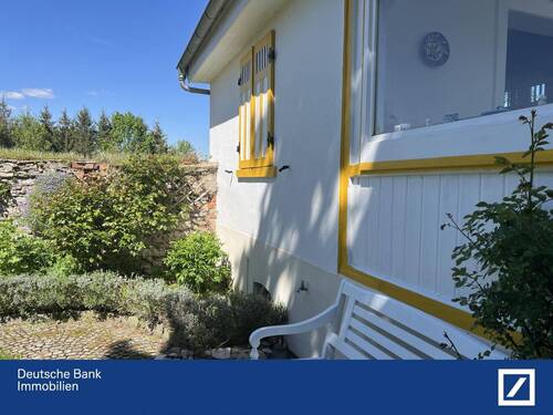 Ansicht Bungalow - Liebhaberstück mit Charme - Großzügiger Garten mit gepflegtem Bungalow in Kindelbrück