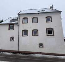 Das besondere Haus, Historisches Einfamilienhaus mit angelegtem Etagengrundstück, Sauna und Außenpool (Denkmalgeschützt) - Hersdorf Weißenseifen