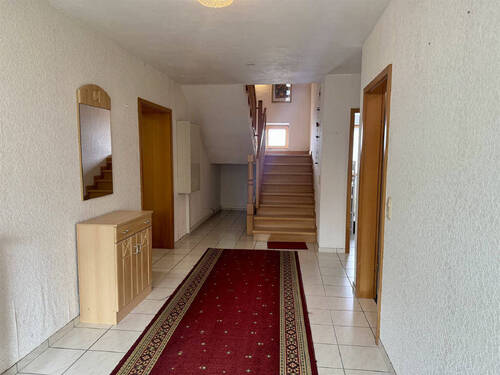 linkes Haus - Eingangsdiele - 