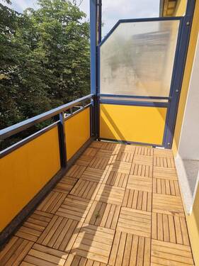Balkon - Etagenwohnung mit 32,70 m² in Bernburg (Saale) zur Miete