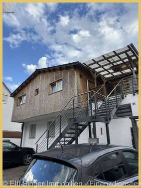 Frontseite - Charmante 4-Zimmer-Wohnung mit Haus-im-Haus-Charakter