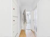 Entrée mit Blick ins Bad - 2 Zimmer Etagenwohnung in München