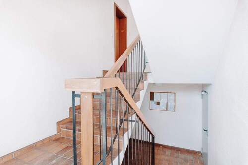 Treppenhaus - Etagenwohnung mit 76,00 m&sup2; in Lüneburg zum Kaufen