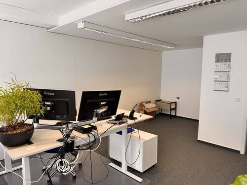 Büro 3 - 