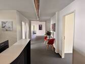 Eingangsbereich - Moderne Büro- und Gewerbefläche mit ca. 238 m² und 5 Tiefgaragenstellplätzen in Wendlingen am Neckar
