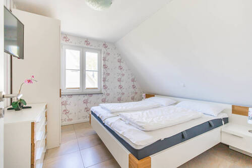 Schlafzimmer 1 OG - 